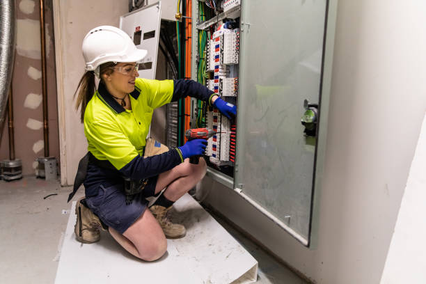 Best Local Electrician Companies  in Charlevoix, MI